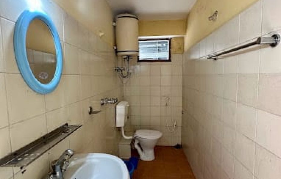 Non Mountain View Room