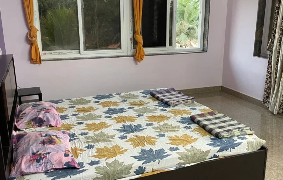 Deluxe Bed Room (2nd floor)