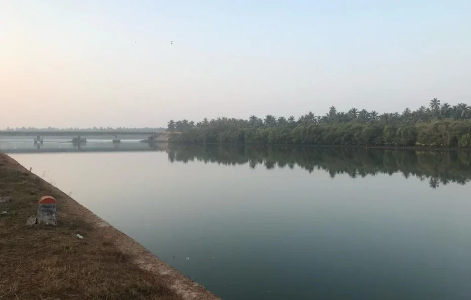 Deluxe Bed Room (2nd floor)