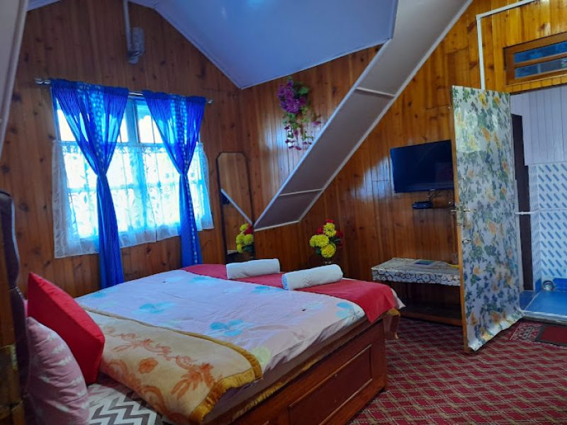 Deluxe Triple Bed Room