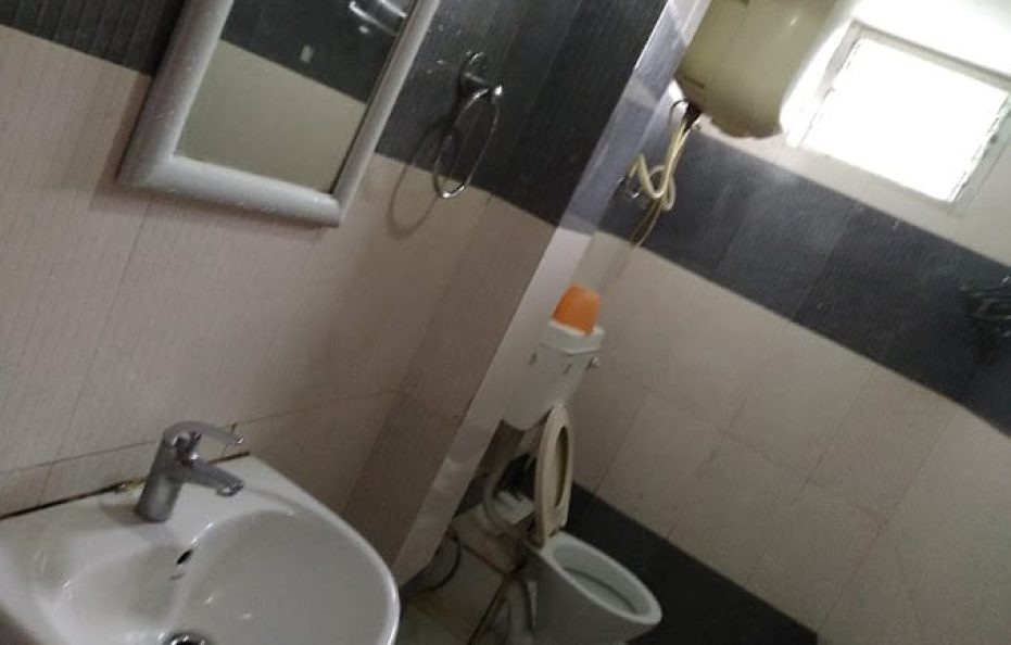 Non Mountain View Room