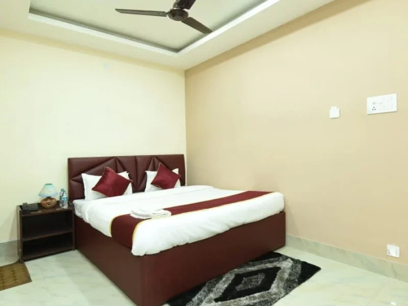 Deluxe Double Bedroom