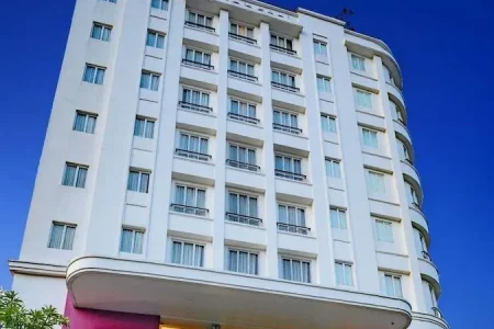 Brits Hotel Puri Indah