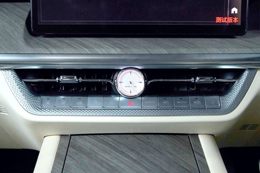 NEW GWM Tank 500 (2024)