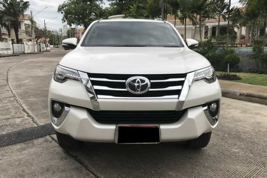 Toyota Fortuner (18-20)