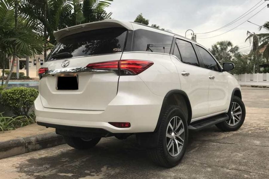 Toyota Fortuner (18-20)