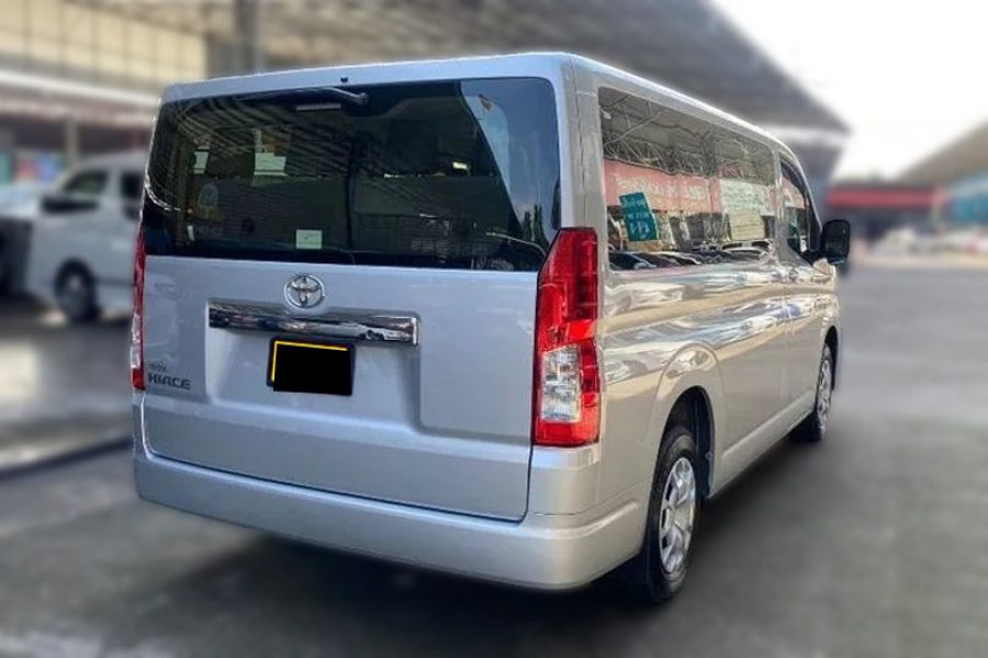 Toyota Hiace (2024)