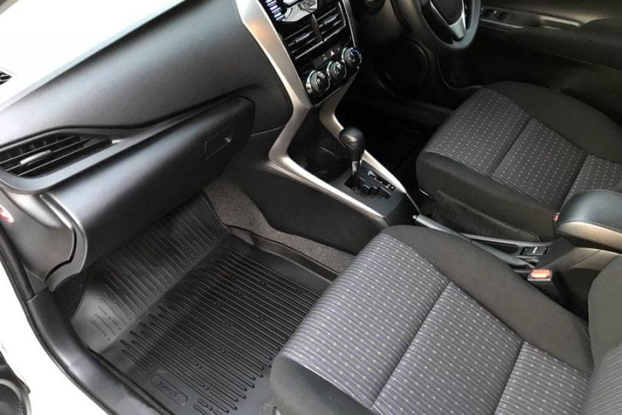 TOYOTA YARIS ATIV (18-19)