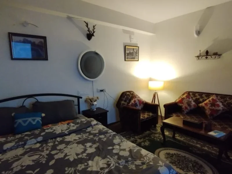 Queen size bed with suite plus attached bathroom