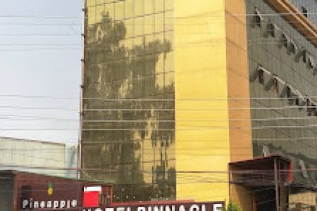 Hotel Pinnacle