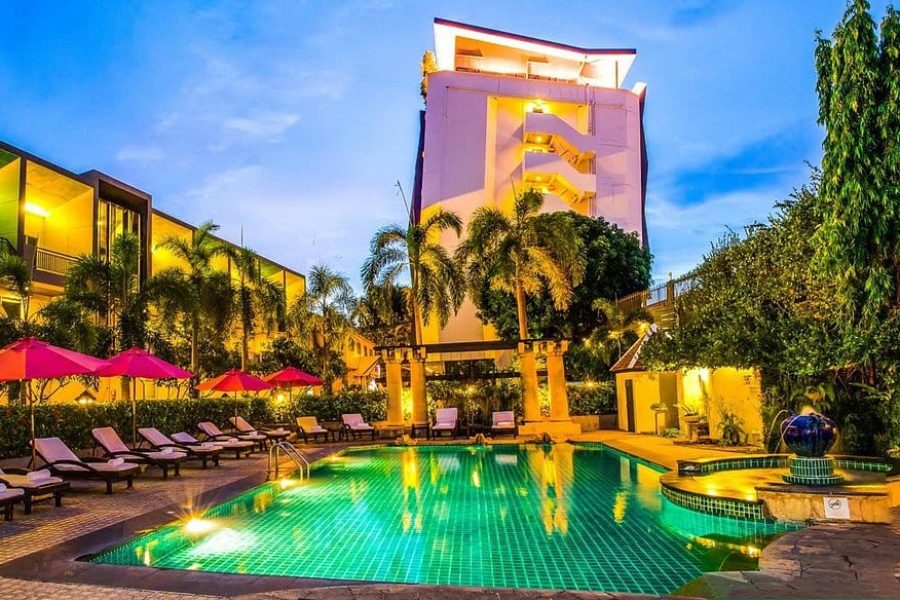 Lantana Pattaya Hotel & Resort