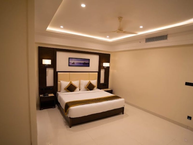 Double Bed Premium Suite Room