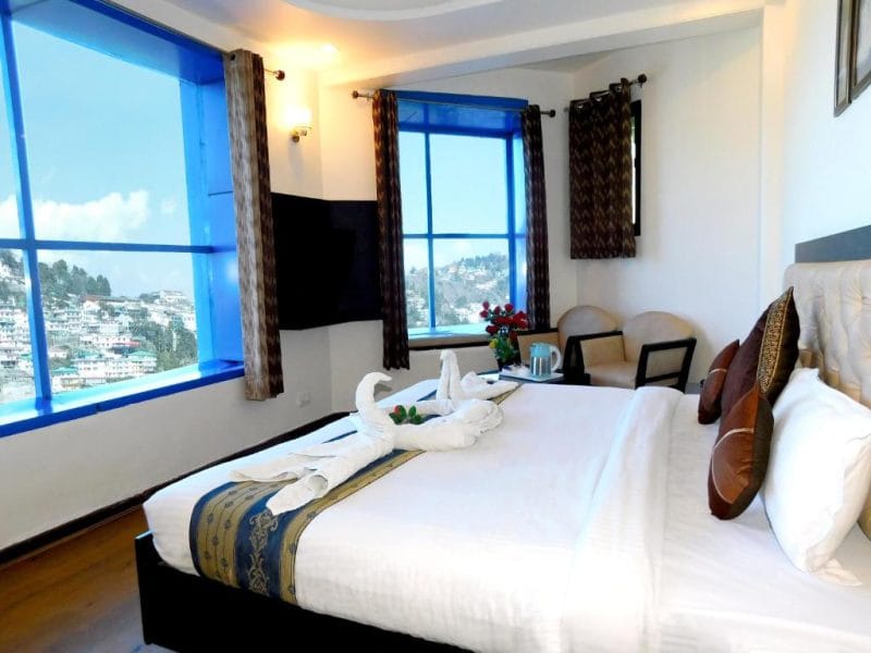 Super Deluxe Doon Valley (View Room)