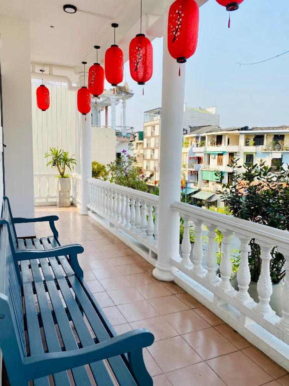 Twin Room with City View