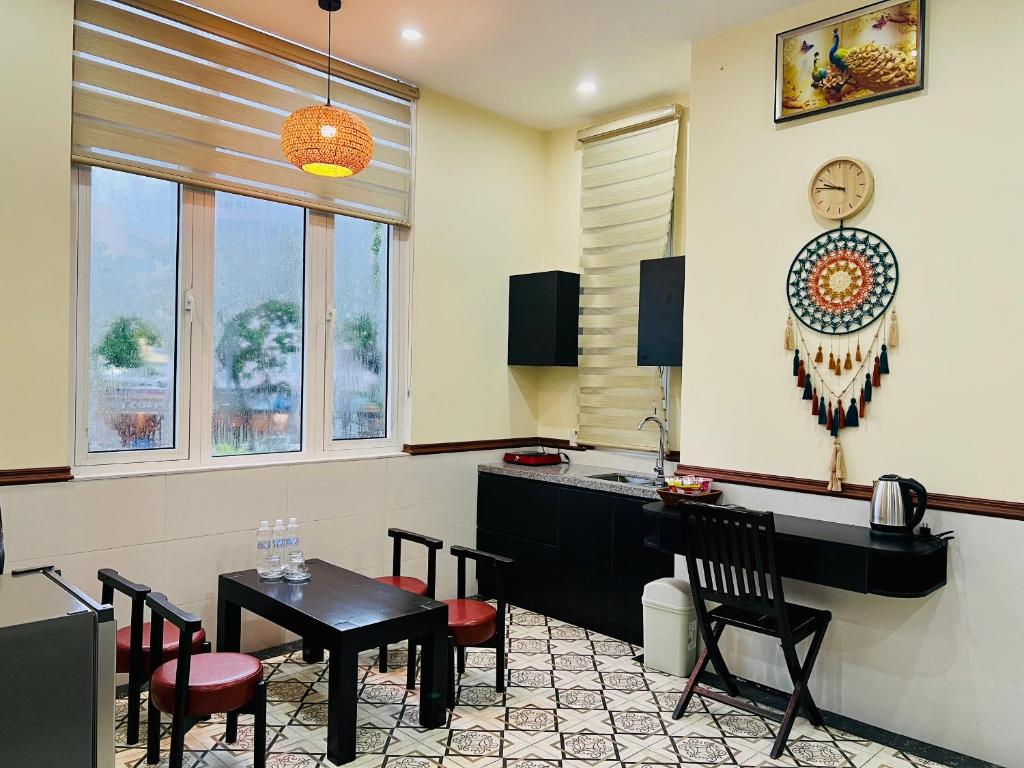 Triple Room with City View