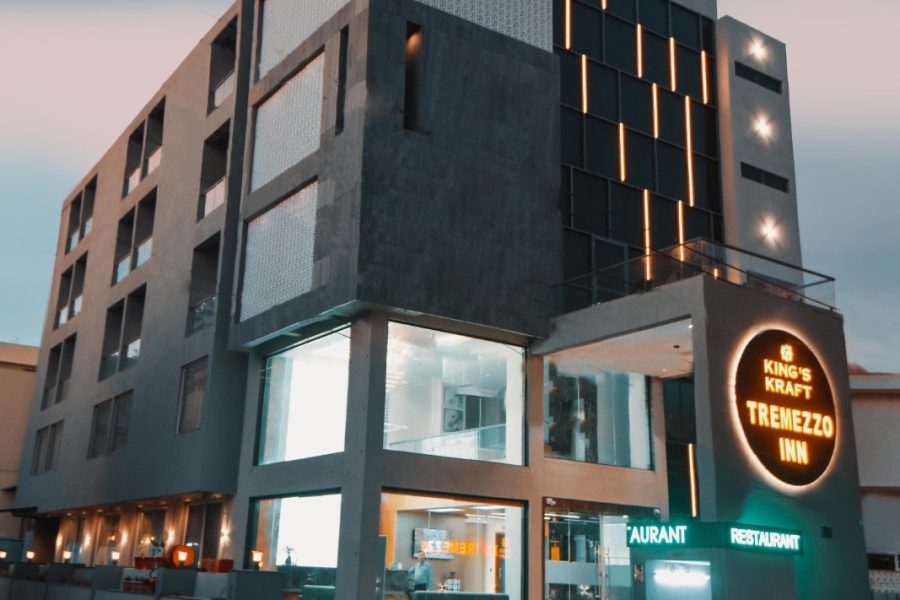 King’s Kraft Tremezzo Inn