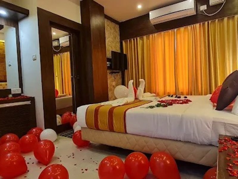 Honeymoon Suite Room