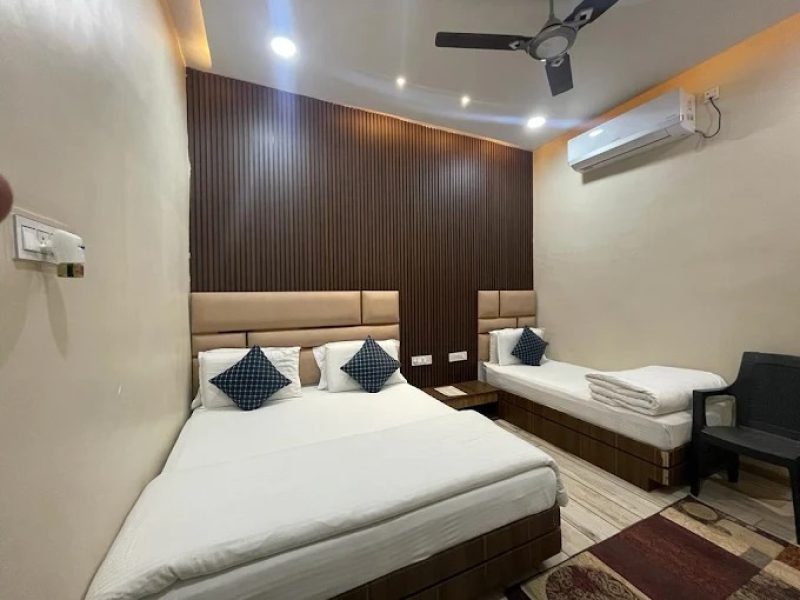 AC Deluxe Triple Bedroom