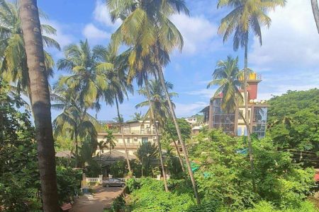 Roshni The Luxury Guest House