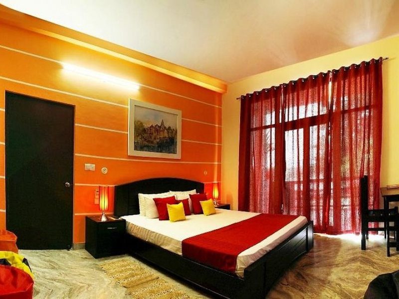 Deluxe Room with Balcony View (Non-Ac)