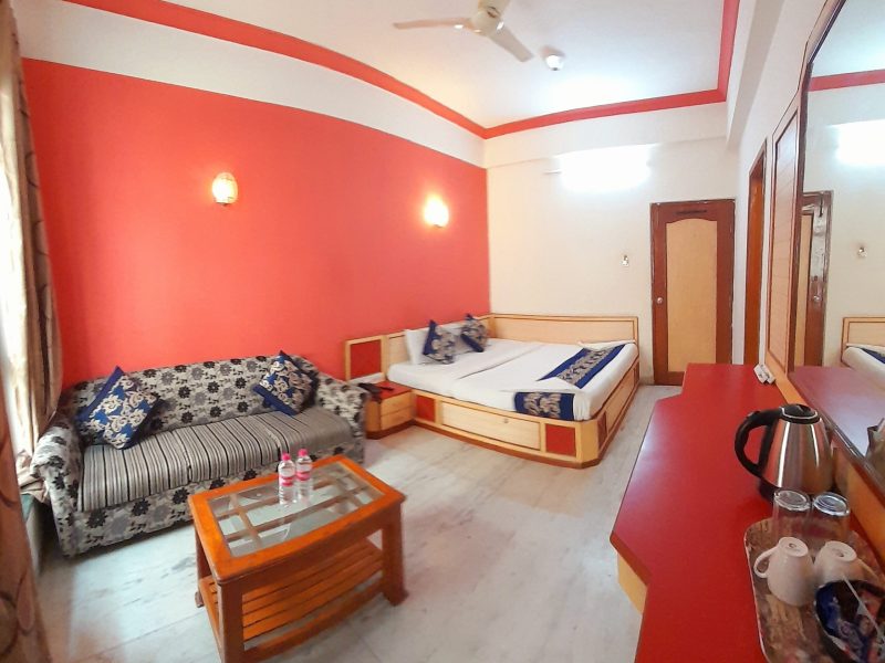 Deluxe Double Bed Non AC Room