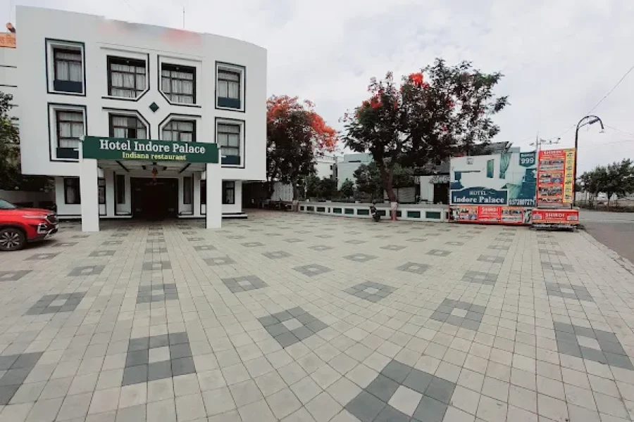 Hotel Indore Palace