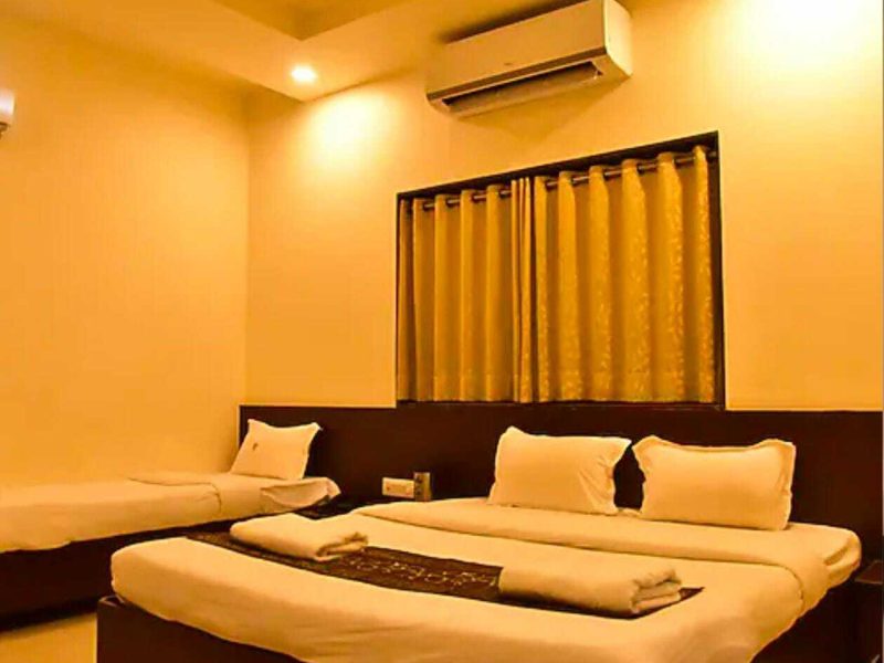 Royal Super Deluxe Triple Bed